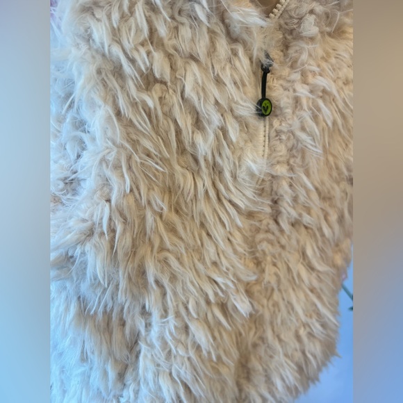 Limeapple faux fur kids vest size 5T - Picture 2 of 5